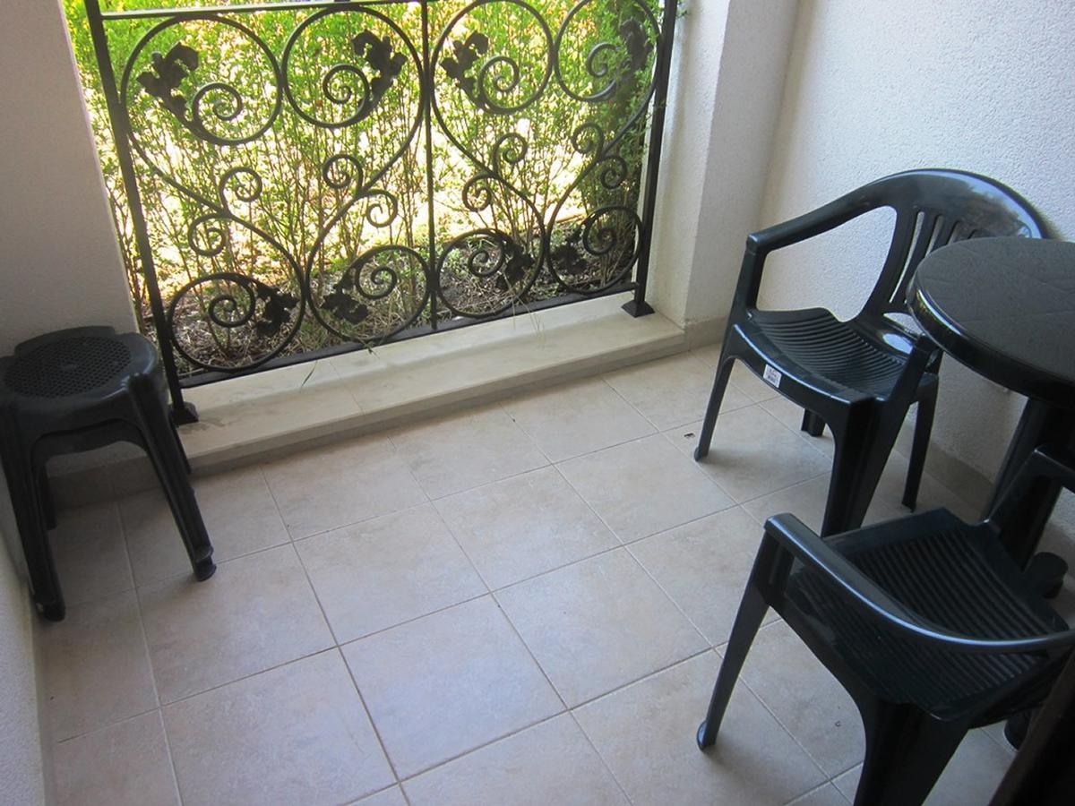 Aparthotel Artur Sveti Vlas Bagian luar foto