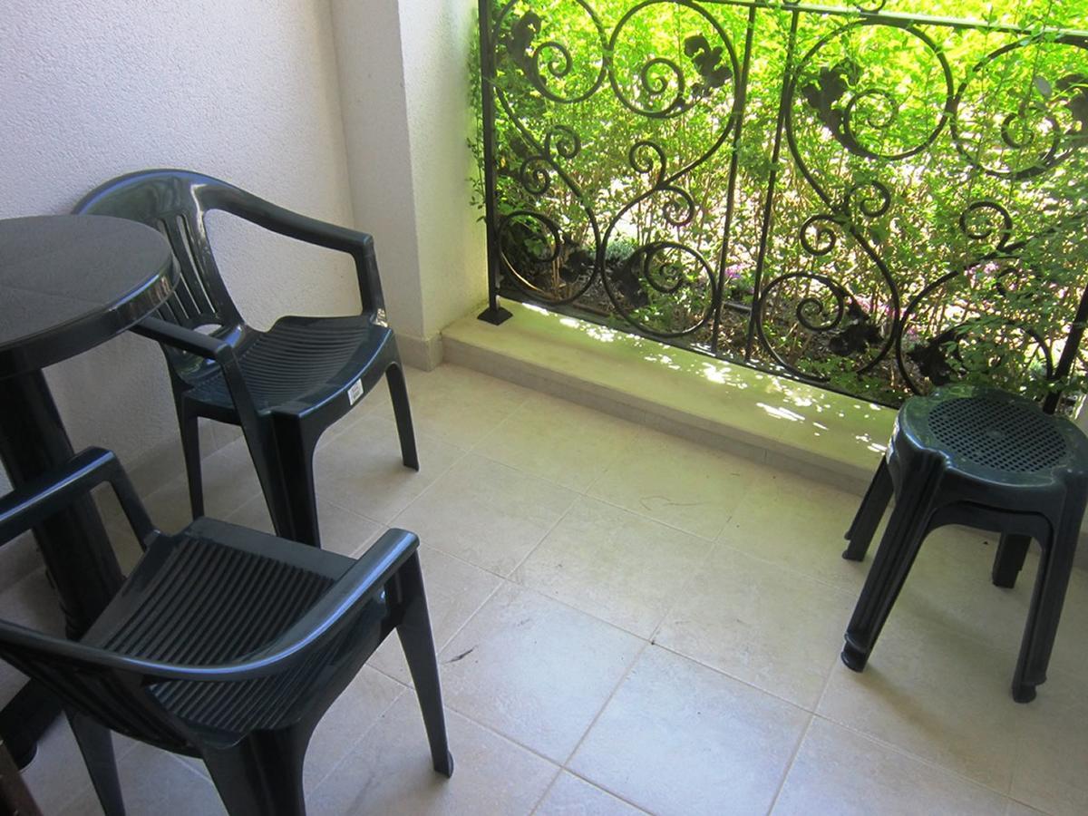 Aparthotel Artur Sveti Vlas Bagian luar foto