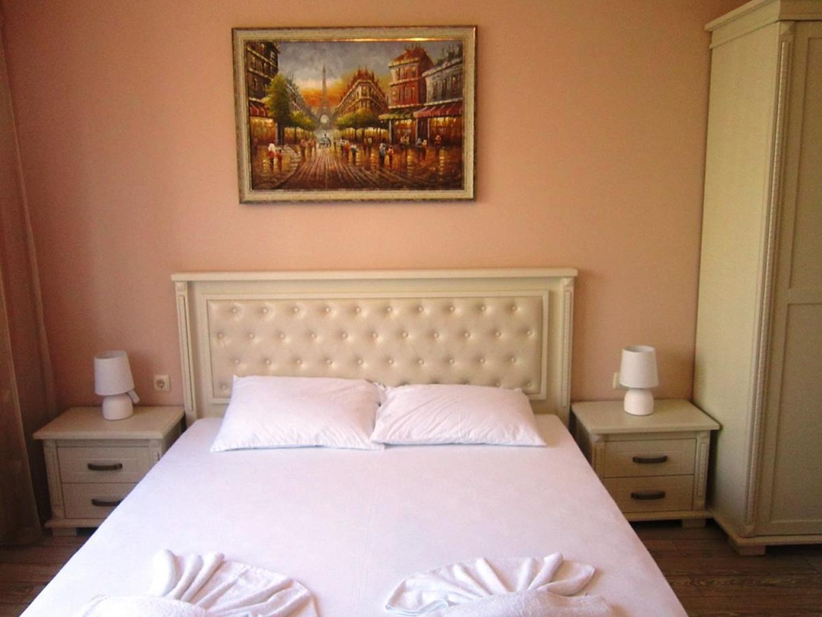 Aparthotel Artur Sveti Vlas Bagian luar foto