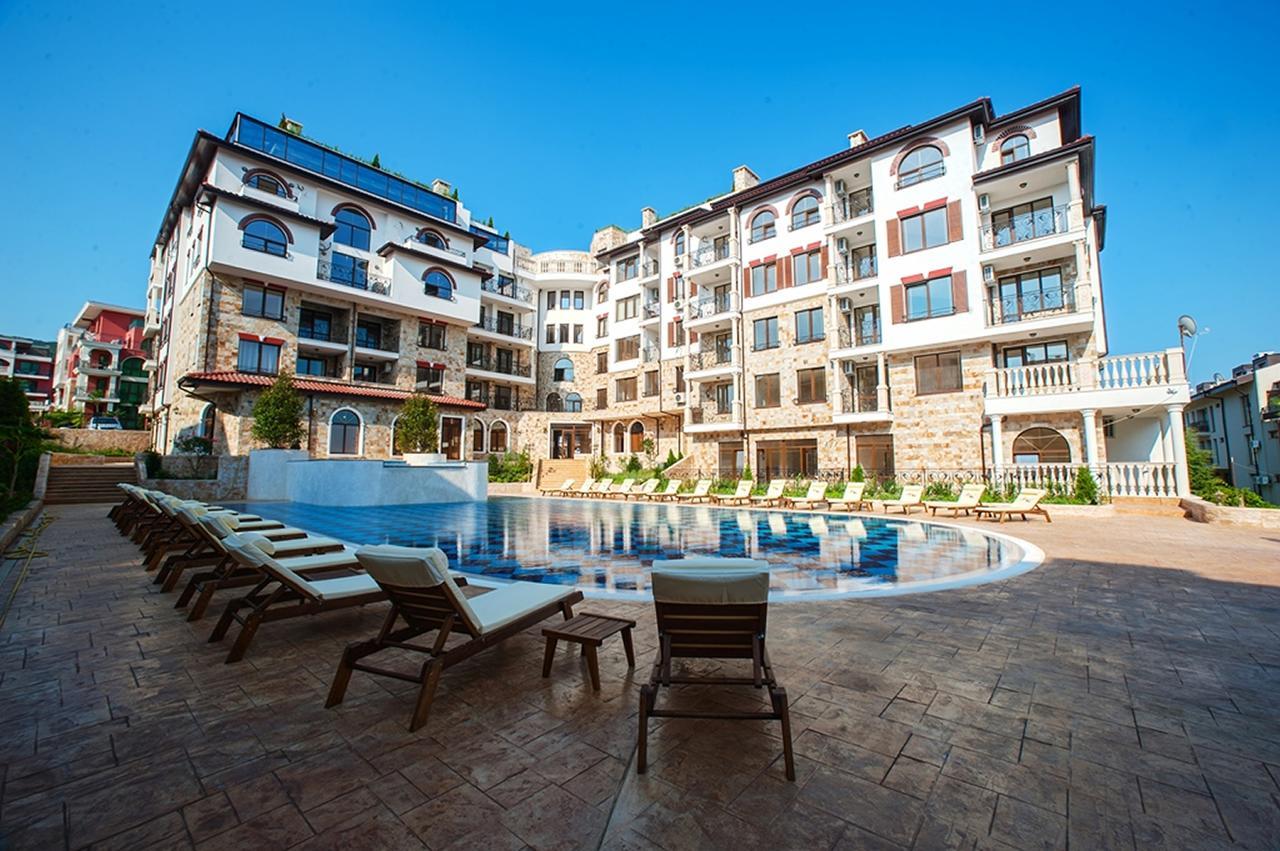 Aparthotel Artur Sveti Vlas Bagian luar foto