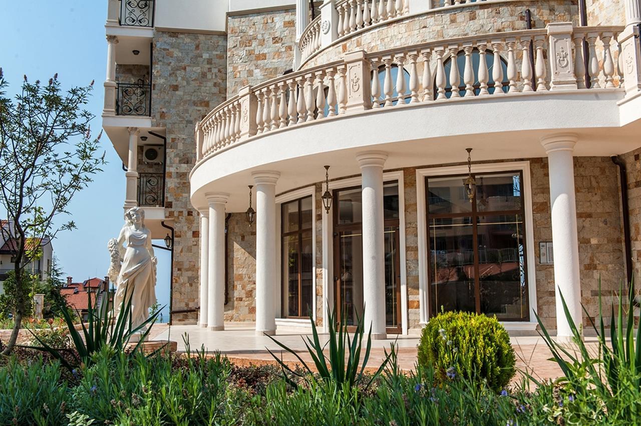 Aparthotel Artur Sveti Vlas Bagian luar foto